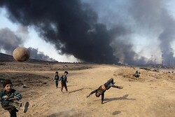 الشرطة المجتمعية في القيارة لإعادة بناء ما دمرته الحرب